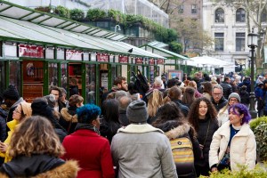 Black Friday shopping in New York City, 2022