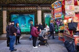 Black Friday shopping in New York City, 2022