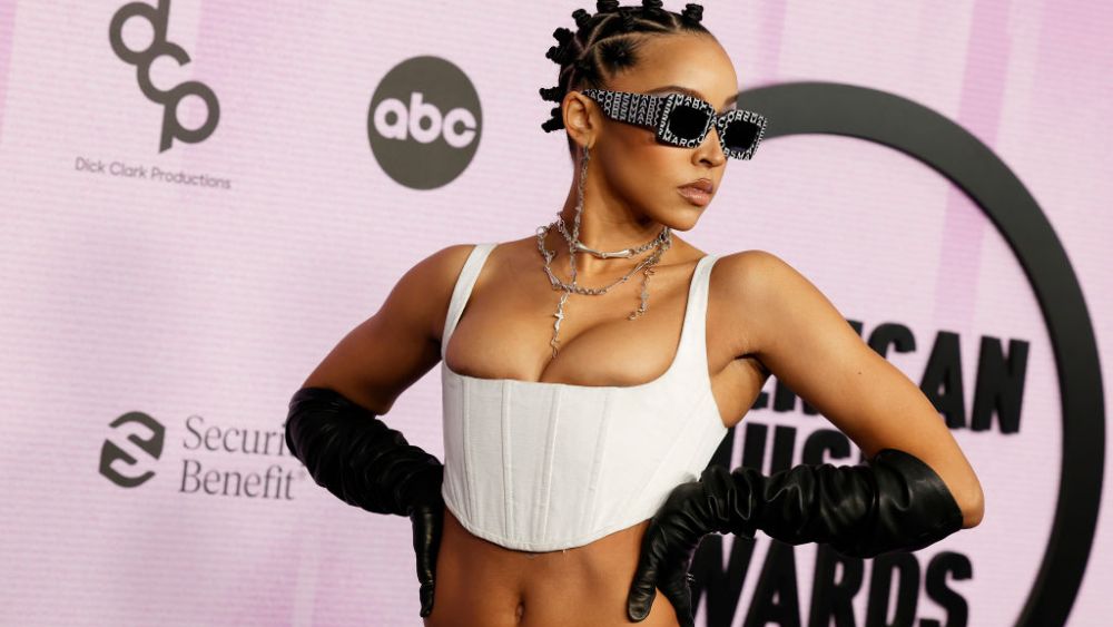 LOS ANGELES, CALIFORNIA - NOVEMBER 20: (EDITORIAL USE ONLY) Tinashe attends the 2022 American Music Awards at Microsoft Theater on November 20, 2022 in Los Angeles, California. (Photo by Frazer Harrison/Getty Images)