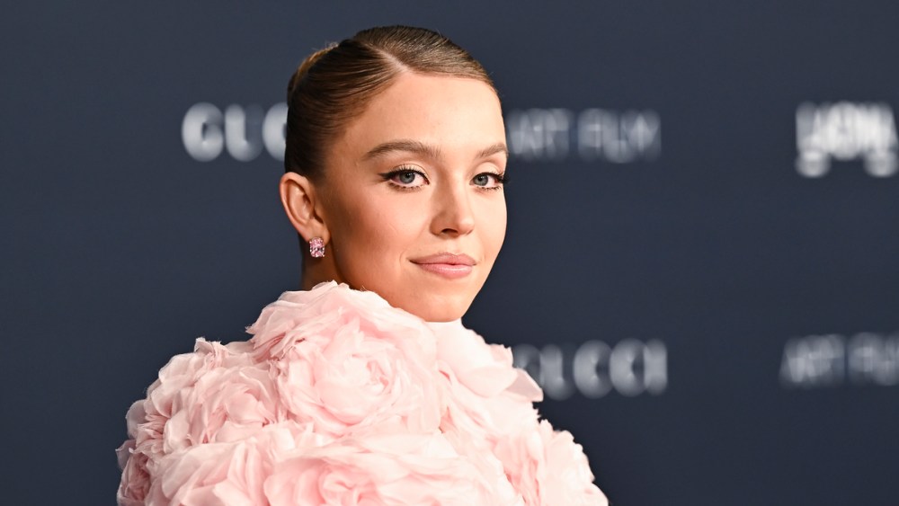 Sydney Sweeney at the 2022 LACMA Art+Film Gala held at LACMA on November 5, 2022 in Los Angeles, California.