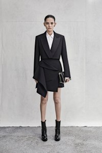 Alexander McQueen Pre-Spring 2023