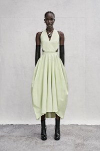 Alexander McQueen Pre-Spring 2023
