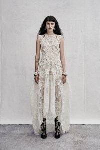 Alexander McQueen Pre-Spring 2023