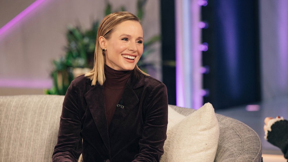 THE KELLY CLARKSON SHOW -- Episode J048 -- Pictured: Kristen Bell -- (Photo by: Weiss Eubanks/NBCUniversal)