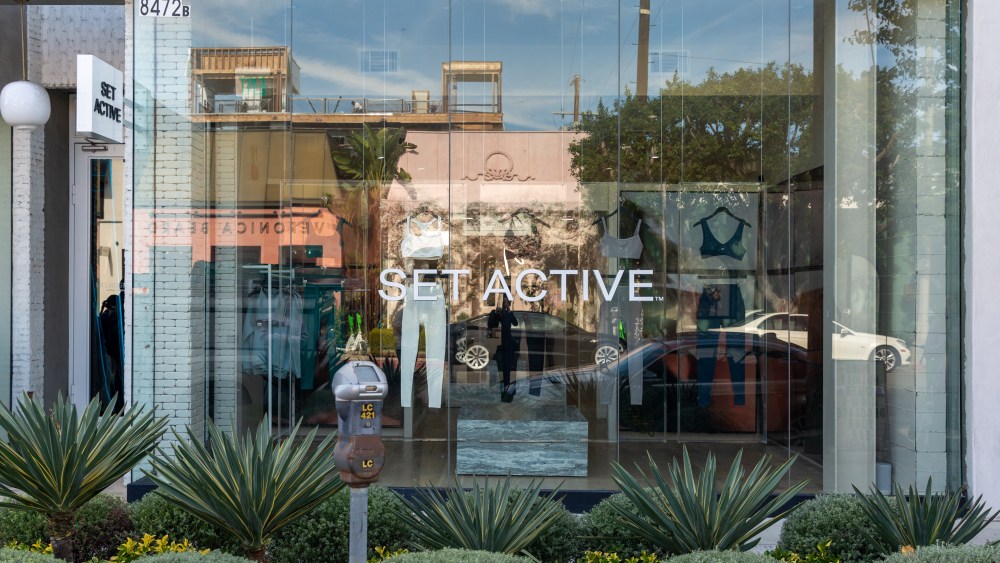 Set Active store