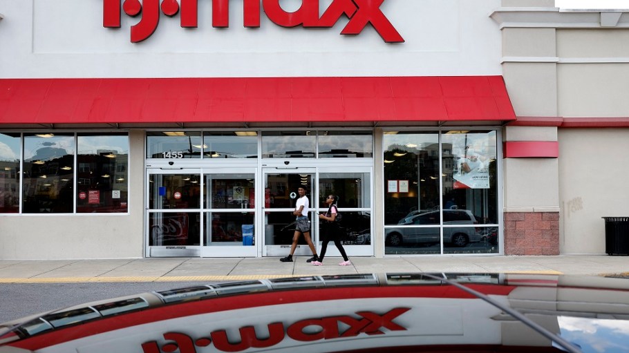 Textile Exchange COO Claire Bergkamp will become CEO, succeeding La Rhea Pepper, while Crystal Landsem was promoted to CEO at Lulu’s Fashion Lounge.