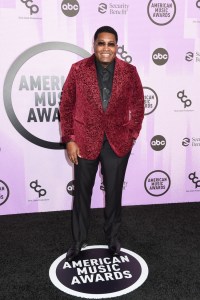 E. Dewey Smith at the 2022 American Music Awards held at the Microsoft Theater at L.A. Live on November 20, 2022 in Los Angeles, California.