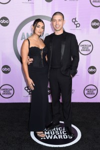 Aleena Miller and Noel Miller at the 2022 American Music Awards held at the Microsoft Theater at L.A. Live on November 20, 2022 in Los Angeles, California.
