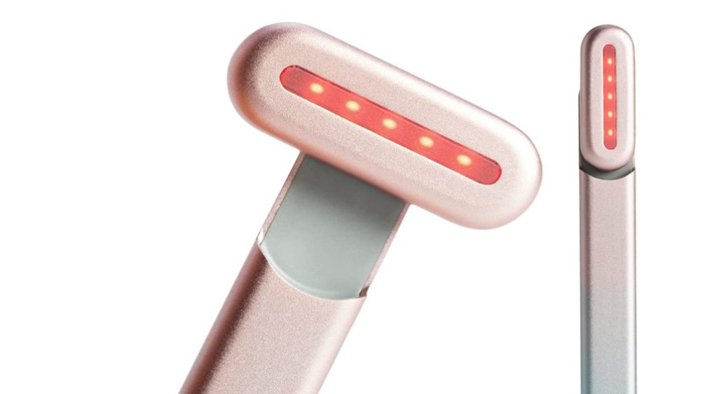 Solawave's 4-in-1 Skincare Wand With Red Light Therapy was the no. 1 saved beauty product on Klarna in January.