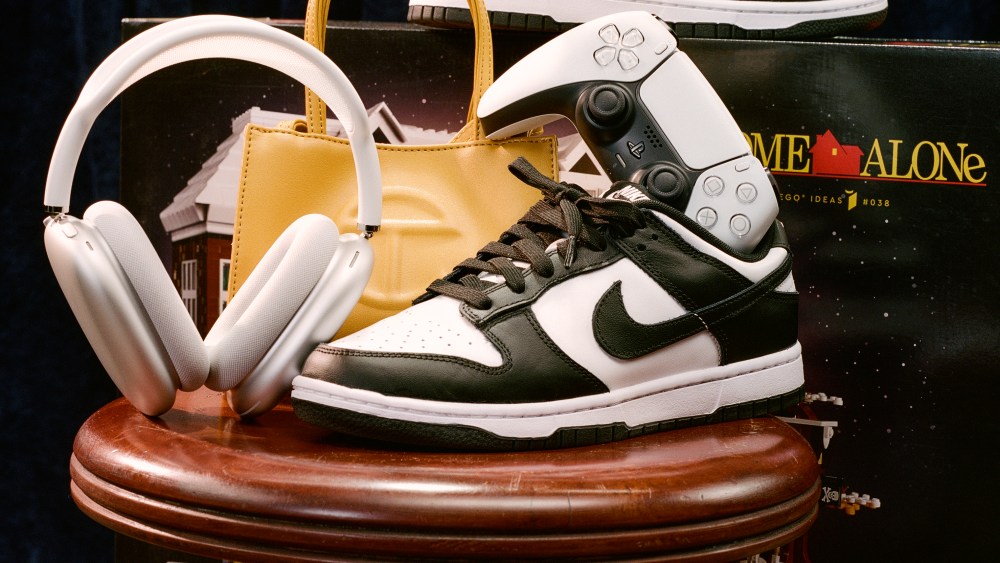 StockX top-selling sneakers during Cyber Weekend.
