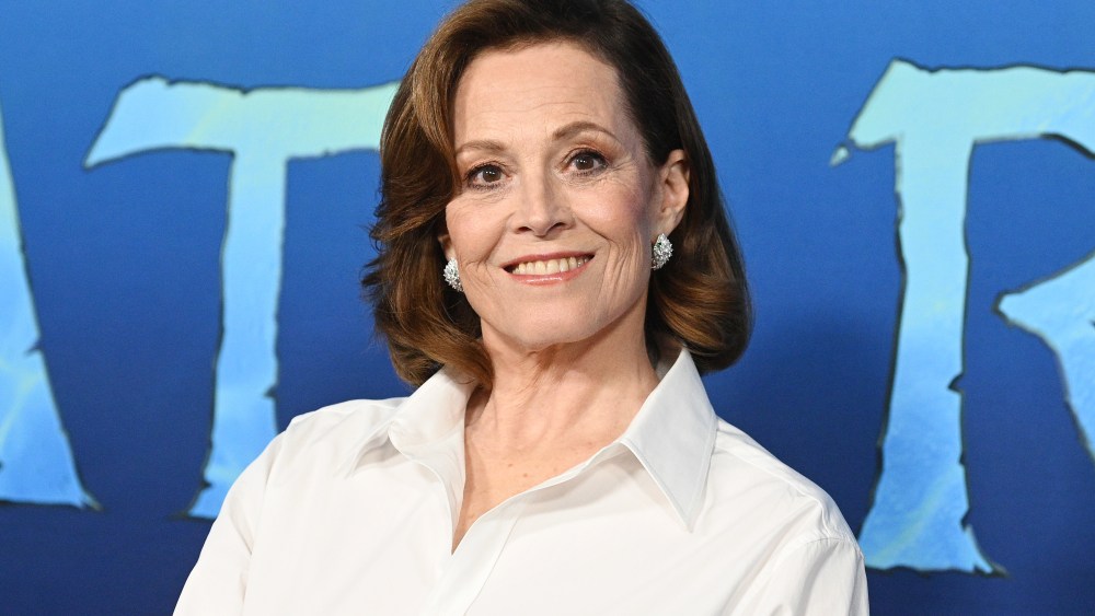 Sigourney Weaver at the premiere of "Avatar: The Way of Water" held at the Dolby Theatre on December 12, 2022 in Los Angeles, California.