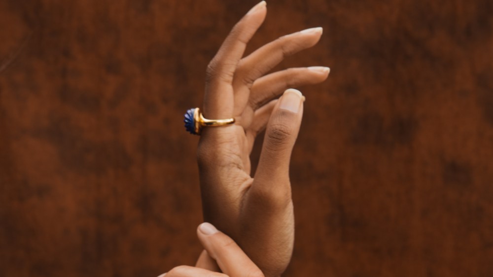 Rings by Estelle Galerie.