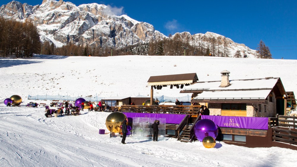 Valentino takes over Franz Kraler's Ria De Saco ski-slope lodge in Cortina d'Ampezzo.