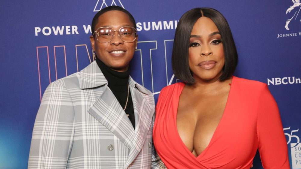SANTA MONICA, CALIFORNIA - DECEMBER 13: Jessica Betts and Niecy Nash attend TheWrap's 2022 Annual Changemakers List VIP Dinner at Santa Monica Proper Hotel on December 13, 2022 in Santa Monica, California. (Photo by Robin L Marshall/Getty Images)