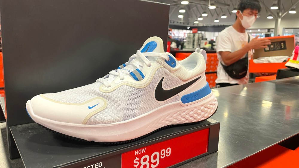 Nike’s inventory may still be high, but the athleticwear and footwear giant was able to capitalize on the mass markdowns with a strong second quarter showing.