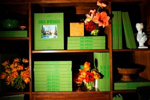 The scene at the Tod's dinner celebrating the book launch of Aria d’Italia.