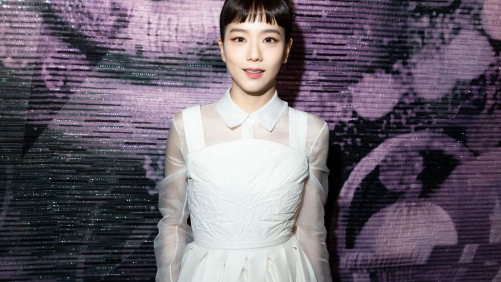 PARIS, FRANCE - JANUARY 23: (EDITORIAL USE ONLY - For Non-Editorial use please seek approval from Fashion House) Jisoo attends the Christian Dior Haute Couture Spring Summer 2023 show as part of Paris Fashion Week  on January 23, 2023 in Paris, France. (Photo by Victor Boyko/Getty Images)
