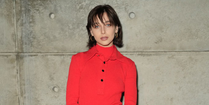 BEVERLY HILLS, CALIFORNIA - JANUARY 06: Emma Chamberlain attends Louis Vuitton and W Magazine's awards season dinner on January 06, 2023 in Beverly Hills, California. (Photo by Kevin Mazur/Getty Images for W Magazine)