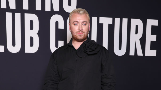 PARIS, FRANCE - JANUARY 25: (EDITORIAL USE ONLY - For Non-Editorial use please seek approval from Fashion House) Sam Smith attends the Valentino Haute Couture Spring Summer 2023 show as part of Paris Fashion Week  on January 25, 2023 in Paris, France. (Photo by Pascal Le Segretain/Getty Images)