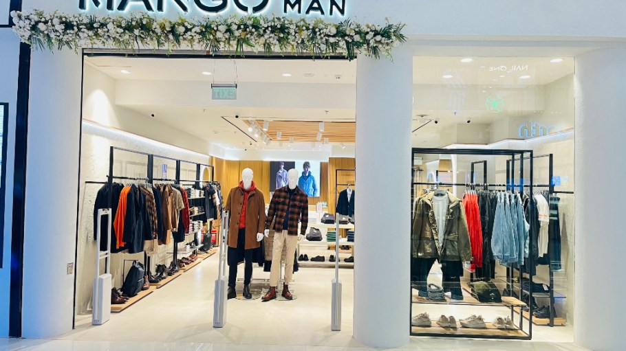 In addition to adding over 35 doors in India in 2023, Mango also opened its first Mango Man store in New Delhi.