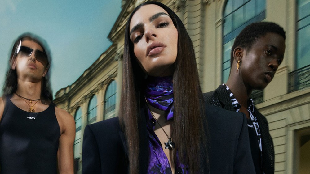 Emily Ratajkowski for Versace spring 2023