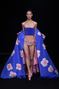 Valentino Couture Spring 2023