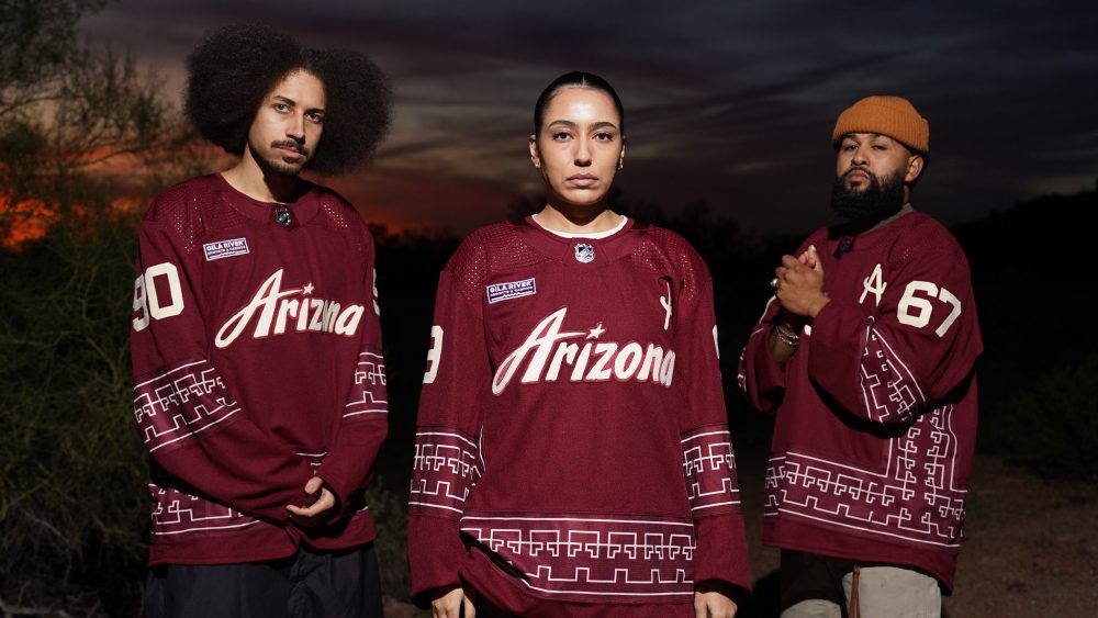 Rhuigi Villaseñor's Arizona Coyotes jersey