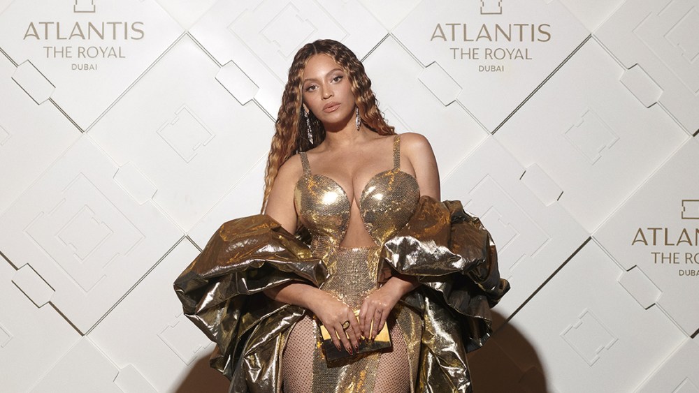 DUBAI, UNITED ARAB EMIRATES - JANUARY 21: Beyonc√© attends the Atlantis The Royal Grand Reveal Weekend, a new ultra-luxury resort on January 21, 2023 in Dubai, United Arab Emirates in Dubai, United Arab Emirates. (Photo by Mason Poole/Parkwood Media/Getty Images for Atlantis The Royal)
