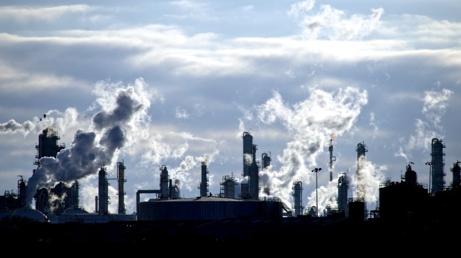 Fairbrics creates CO2-based polyester from chemical waste fumes.