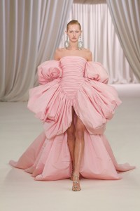 Giambattista Valli Couture Spring 2023