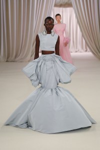 Giambattista Valli Couture Spring 2023