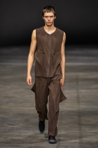 Homme Plissé Issey Miyake Men's Fall 2023
