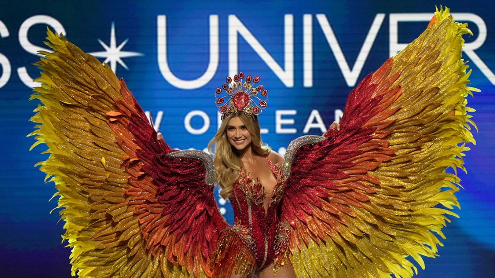 NEW ORLEANS, LOUISIANA - JANUARY 11: Miss Colombia, Maria Fernanda Aristizabal walks onstage during The 71st Miss Universe Competition National Costume Show at New Orleans Morial Convention Center on January 11, 2023 in New Orleans, Louisiana. (Photo by Josh Brasted/Getty Images)