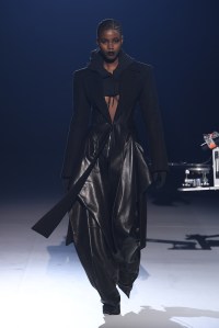 Mugler RTW Fall 2022