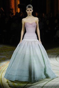 Viktor & Rolf Couture Spring 2023