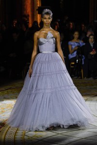 Viktor & Rolf Couture Spring 2023