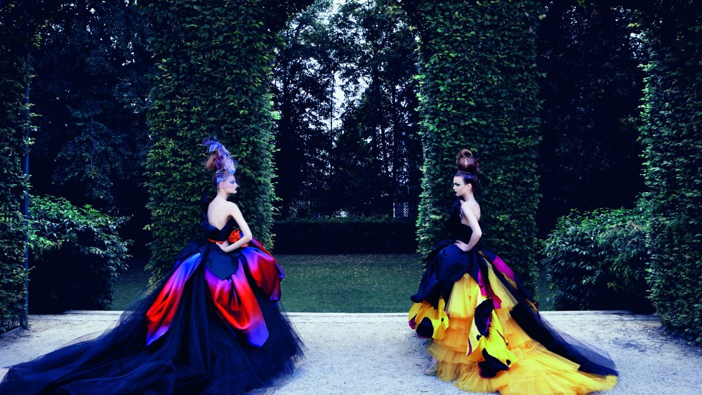 Christian Dior haute couture, fall/winter 2010, 2011, by Patrick Demarchelier