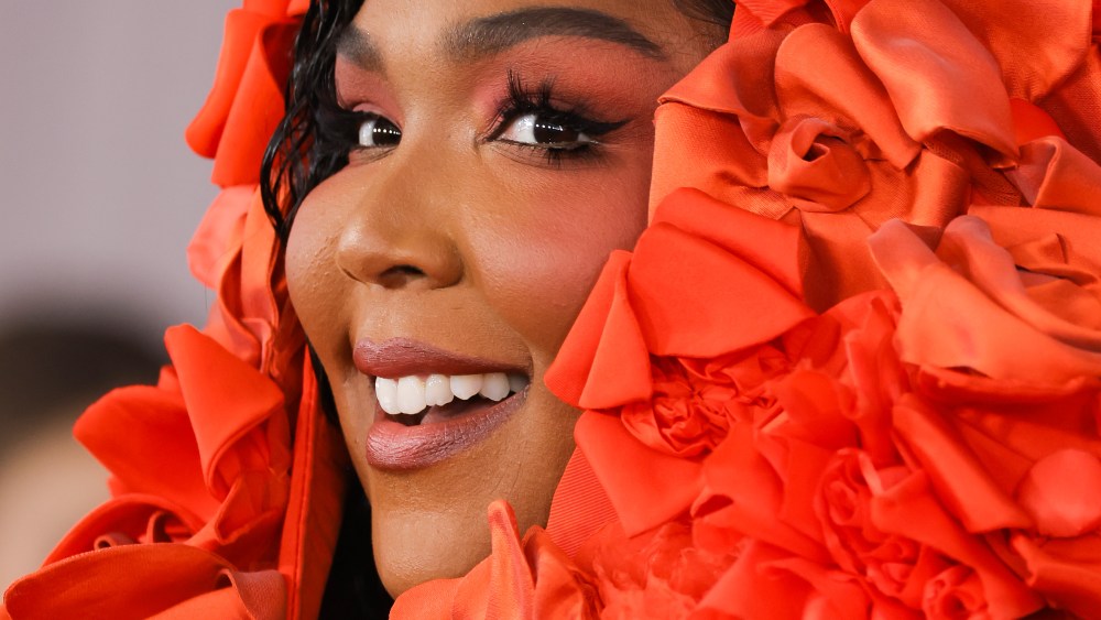 LOS ANGELES, CALIFORNIA - FEBRUARY 05: (FOR EDITORIAL USE ONLY) Lizzo attends the 65th GRAMMY Awards on February 05, 2023 in Los Angeles, California. (Photo by Amy Sussman/Getty Images)
