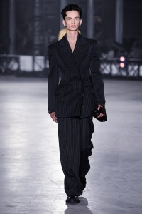 Jonathan Simkhai RTW Fall 2023