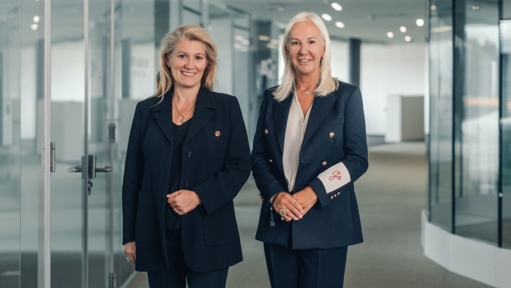Marie-Claire Daveu & Iris Van der Veken