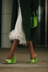 Street style at New York Fashion Week RTW Fall 2023