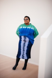 Street style at Paris Fashion Week Fall 2023
