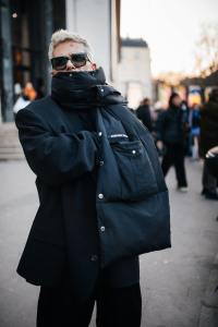 Street style at Paris Fashion Week Fall 2023