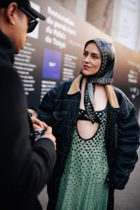 Street style at Paris Fashion Week Fall 2023