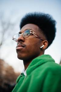 Street style at Paris Fashion Week Fall 2023