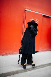 Street style at Paris Fashion Week Fall 2023