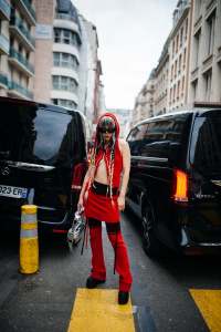 Street style at Paris Fashion Week Fall 2023