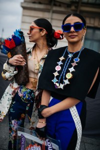 Street style at Paris Fashion Week Fall 2023