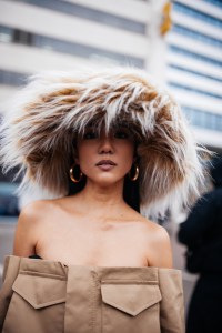 Street style at Paris Fashion Week Fall 2023
