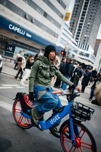 Street style at Paris Fashion Week Fall 2023
